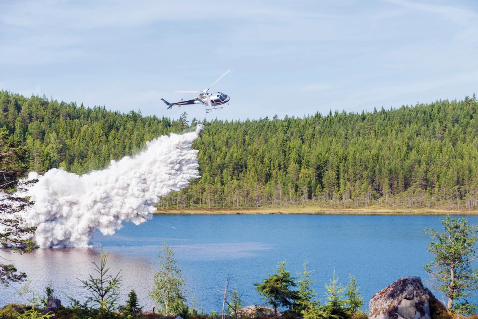 helikopter kalkar insjö